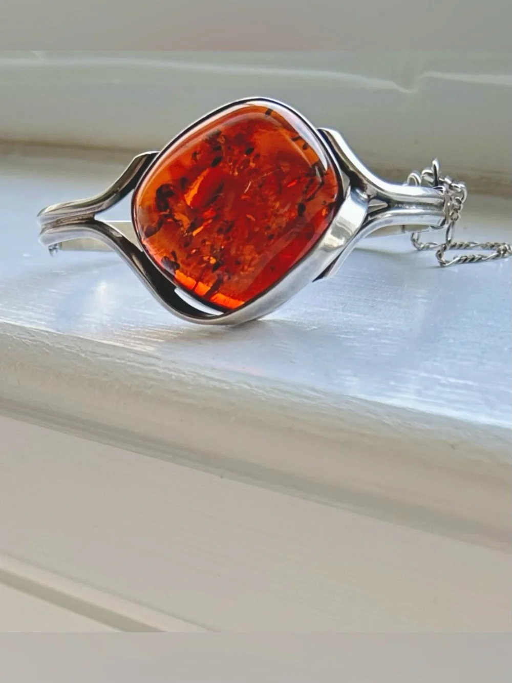 Oversized Baltic Amber & Sterling Silver Modernist Cuff Bracelet (Vtg) - Picture 6 of 15